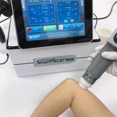 Máquina de la onda expansiva de la terapia física 450KHZ para el masaje de relajación del cuerpo completo