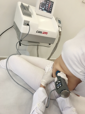 Máquina de congelación gorda China de la máquina de Cryolipolysis que adelgaza + de la terapia de la onda de choque