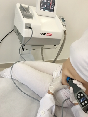 Máquina de congelación gorda China de la máquina de Cryolipolysis que adelgaza + de la terapia de la onda de choque